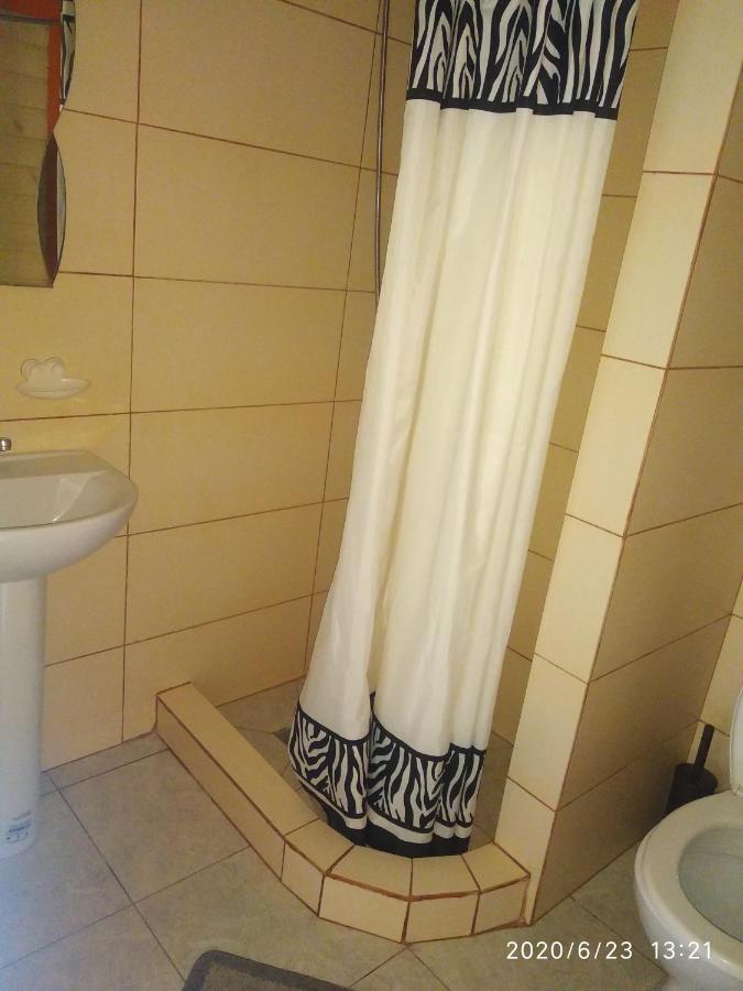 Fiesta Hotel Solotvyno Buitenkant foto